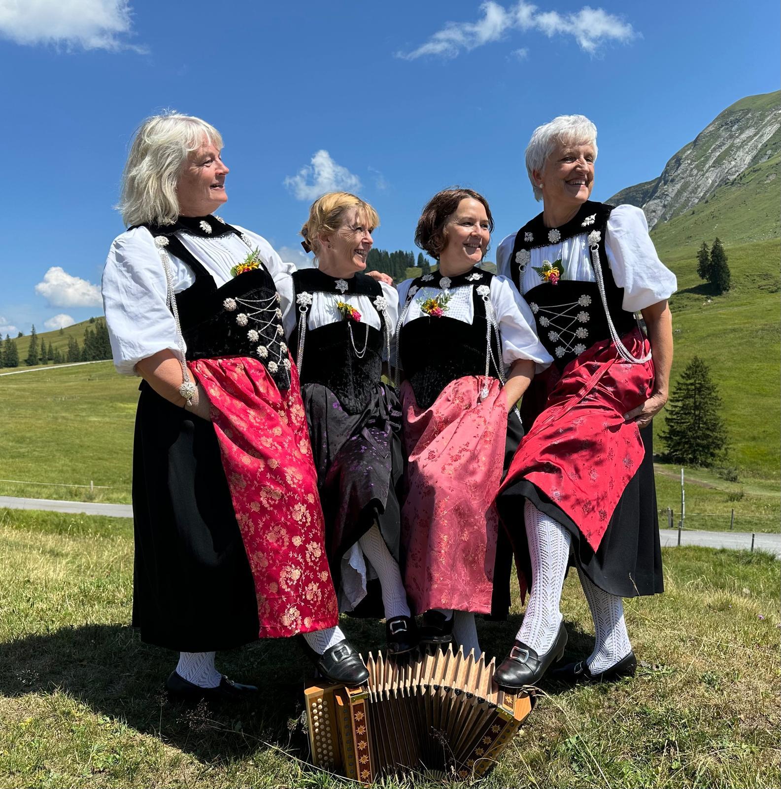 Täntschjodler 260802_1.jpeg Täntschjodler 260802_1